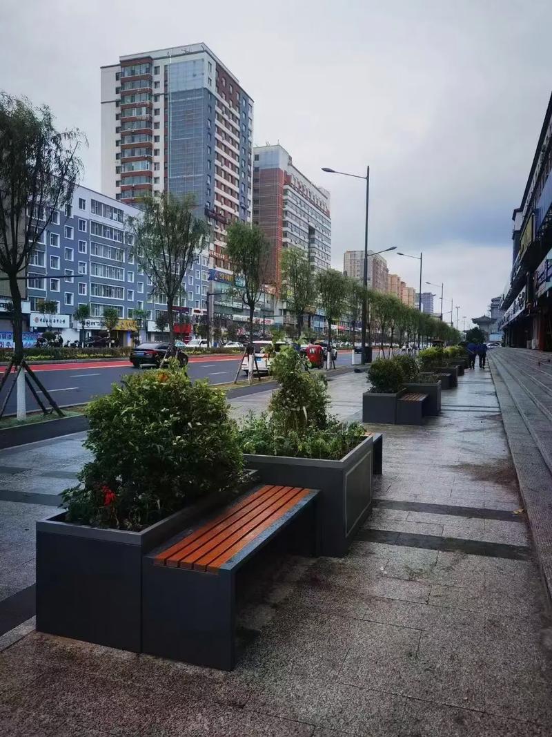 南京夫子庙秦淮风光带花箱定制项目：泉州星灿家具有限公司标杆工程案例